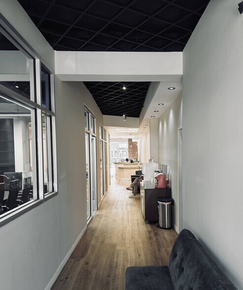 1463 N Van Ness Ave, Fresno, CA à louer - Photo de l’immeuble – Image 3 sur 9