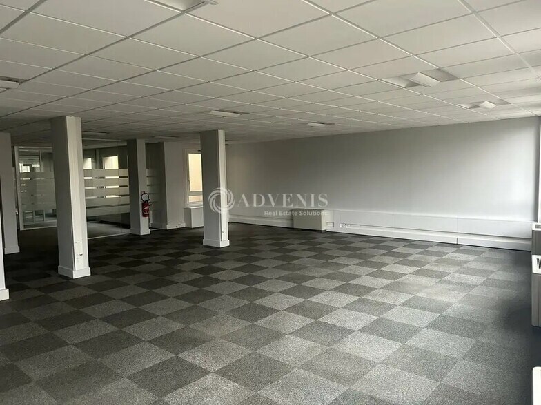 Bureau dans Paris à louer - Photo de l’immeuble – Image 3 sur 8