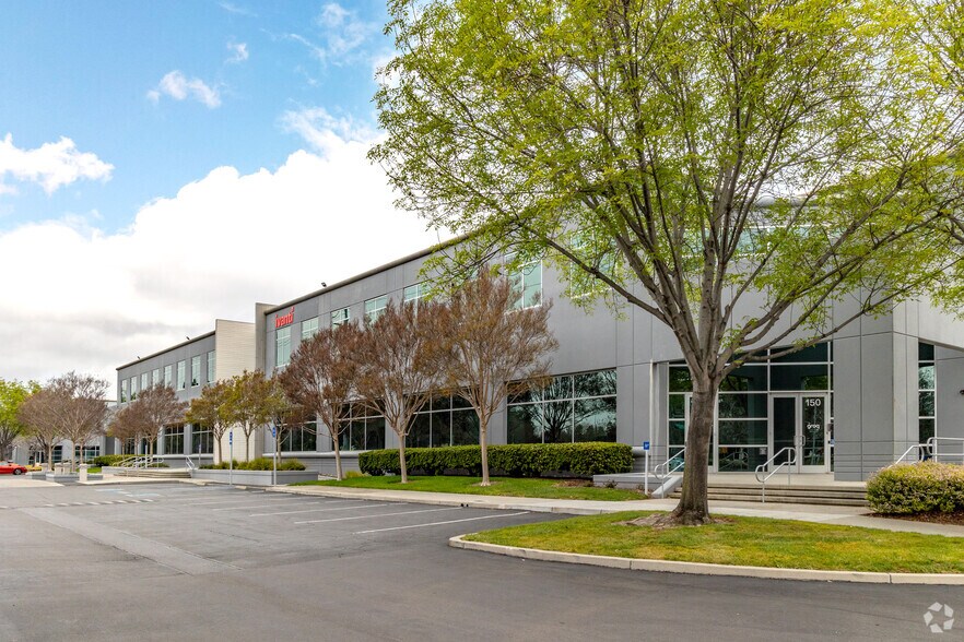 2700 Zanker Rd, San Jose, CA à vendre - Photo de l’immeuble – Image 3 sur 11