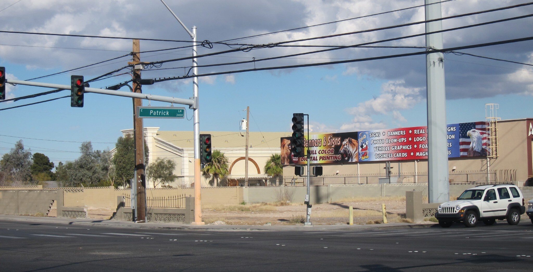 3458 E Patrick Ln, Las Vegas, NV à vendre Photo principale– Image 1 sur 5