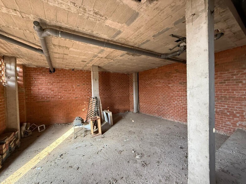 Local commercial dans Cáceres, Cáceres à louer - Photo de l’immeuble – Image 2 sur 5