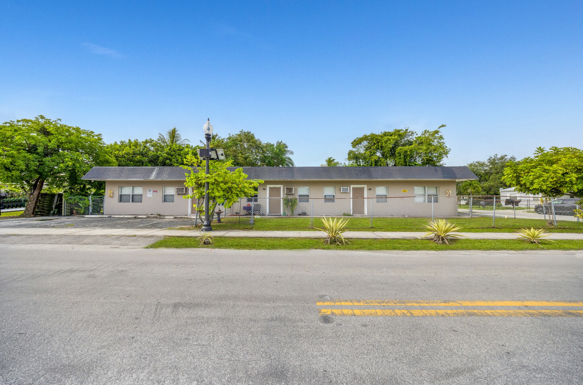 848 NW 2nd Ave, Fort Lauderdale, FL à vendre Photo de l’immeuble– Image 1 sur 21