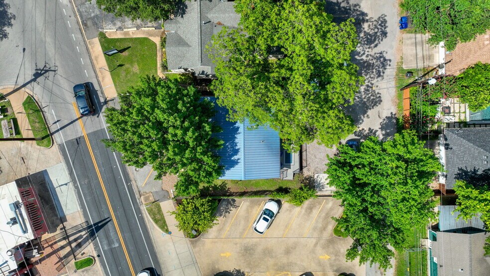 4407 Medical Pkwy, Austin, TX à vendre - Photo de l’immeuble – Image 1 sur 15