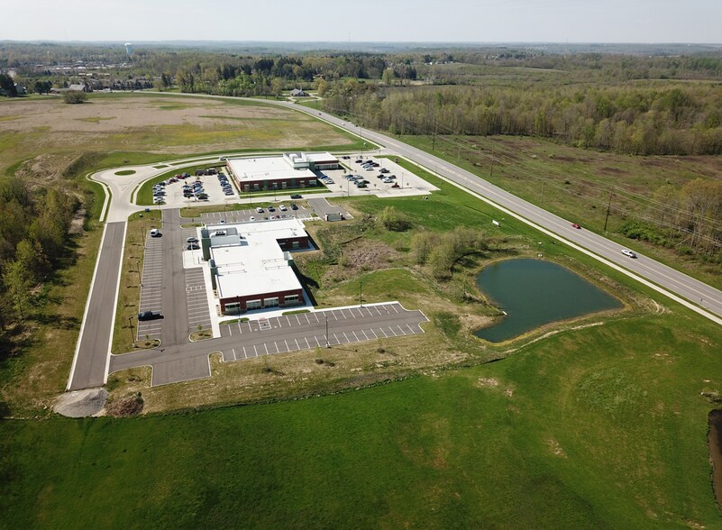 1027 S Trimble Rd, Mansfield, OH à louer - Photo de l’immeuble – Image 3 sur 3