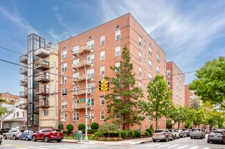 Plus de détails pour 1717 E 18th St, Brooklyn, NY - Logement à vendre