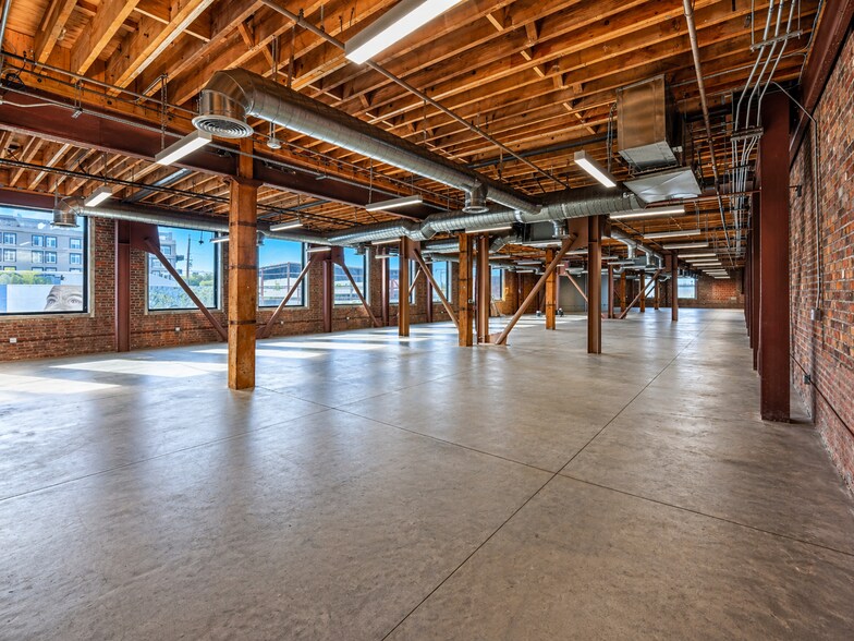 440 Seaton St, Los Angeles, CA à vendre - Photo de l’immeuble – Image 3 sur 99