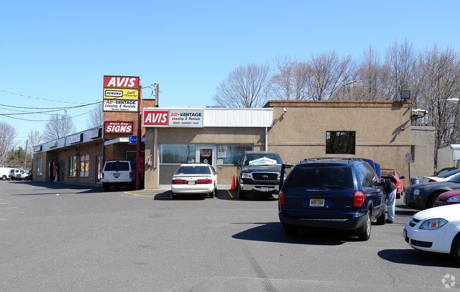 300 Rt-17, Paramus, NJ à louer - Photo de l’immeuble – Image 2 sur 4
