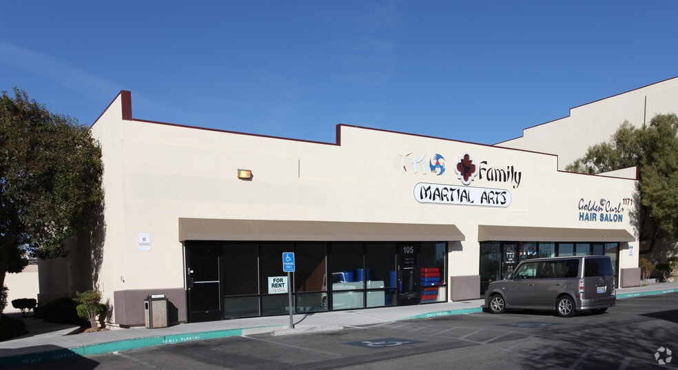 1151-1181 S Buffalo Dr, Las Vegas, NV à louer - Photo principale – Image 3 sur 4