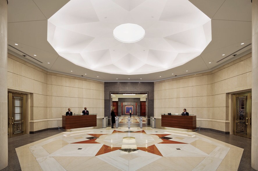 114 W 47th St, New York, NY à louer - Photo de l’immeuble – Image 3 sur 3