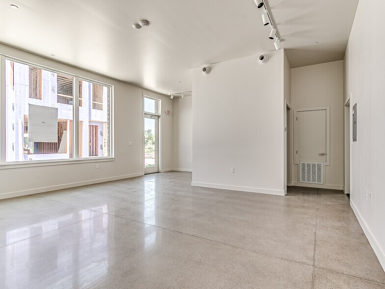 1632 Spoke st, Oklahoma City, OK à louer - Photo de l’immeuble – Image 3 sur 8