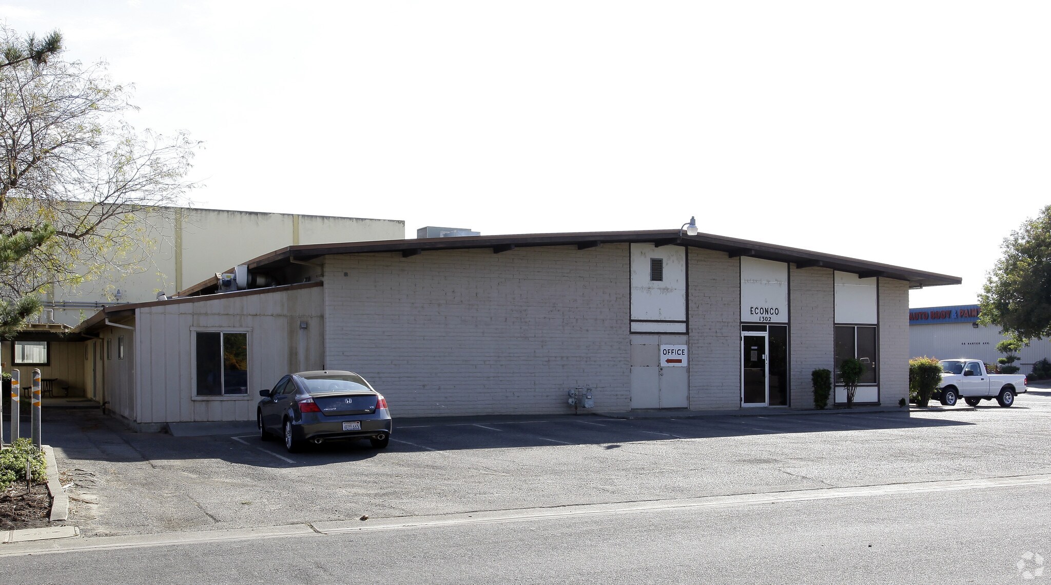 1302 Commerce Ave, Woodland, CA à vendre Photo principale– Image 1 sur 2