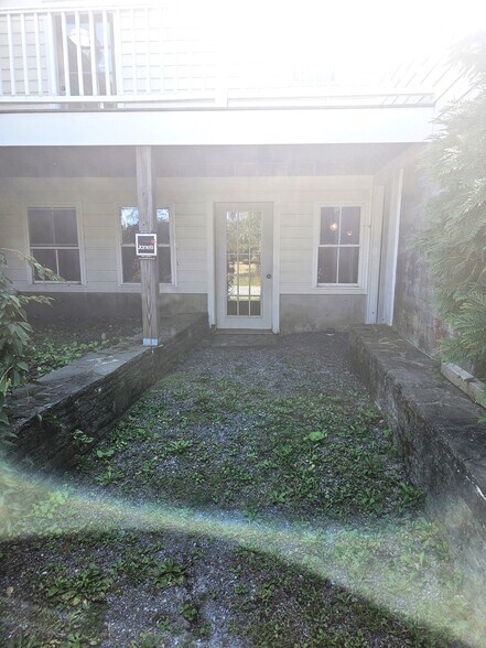 220 Main St, Germantown, NY à louer - Photo de l’immeuble – Image 3 sur 7