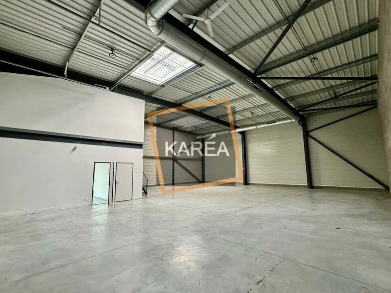 Local d’activités dans Bailly-Romainvilliers à louer - Photo intérieure – Image 2 sur 5