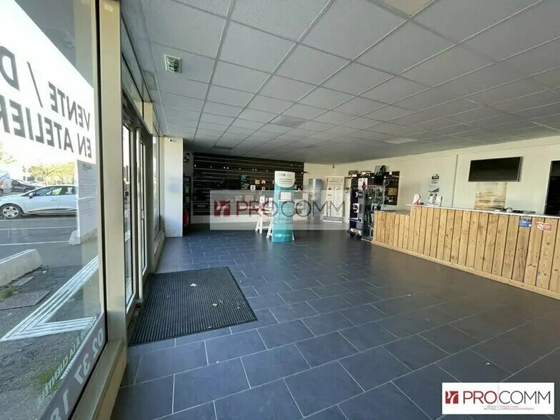 Local commercial dans Barjouville à louer - Photo intérieure – Image 3 sur 8