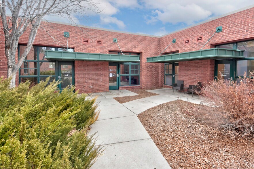 88 Inverness Cir E, Englewood, CO à vendre - Photo de l’immeuble – Image 2 sur 10