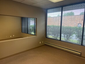 127 Gaither Dr, Mount Laurel, NJ à louer Photo intérieure– Image 2 sur 8