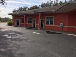 391 Lee Blvd, Lehigh Acres, FL à louer - Photo de l’immeuble – Image 2 sur 6