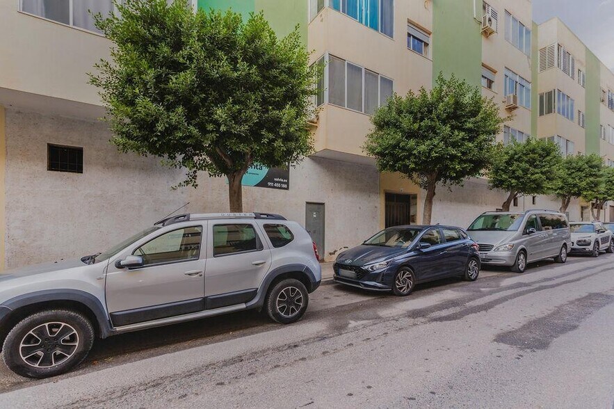 Local commercial dans El Ejido, Almería à vendre - Photo de l’immeuble – Image 1 sur 20