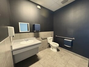 410 E Camp Wisdom Rd, Duncanville, TX à louer Photo intérieure– Image 2 sur 2