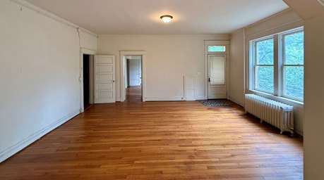 Charlottesville Multifamily Portfolio portefeuille de 3 biens à vendre sur LoopNet.fr - Photo intérieure – Image 2 sur 12