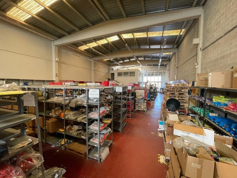 Industriel/Logistique dans La Pobla de Mafumet, Tarragona à vendre - Photo de l’immeuble – Image 3 sur 11