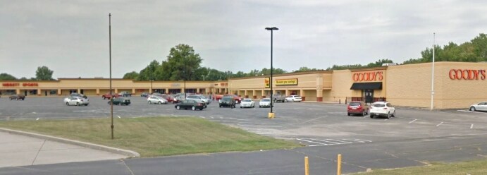 212 S Baltimore St, Olney, IL à louer - Photo de l’immeuble – Image 3 sur 3