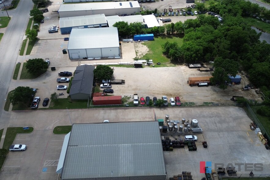 4229 Mesa Dr, Denton, TX à louer - Photo de l’immeuble – Image 3 sur 4