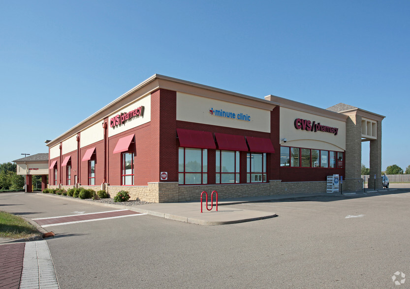 15115 Dove Trl, Apple Valley, MN à louer - Photo de l’immeuble – Image 1 sur 3