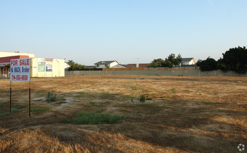 9491 Edinger Ave, Westminster, CA à vendre - Photo de l’immeuble – Image 1 sur 4