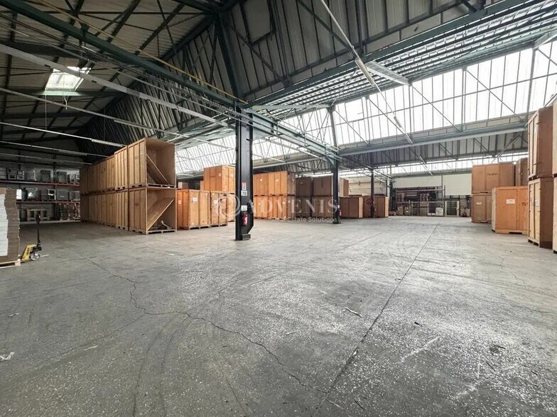 Local d’activités dans Mareuil-lès-Meaux à louer - Photo intérieure – Image 2 sur 9