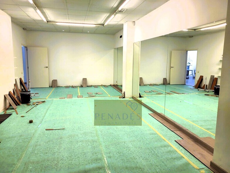 Local commercial dans Ontinyent à louer - Photo de l’immeuble – Image 3 sur 9