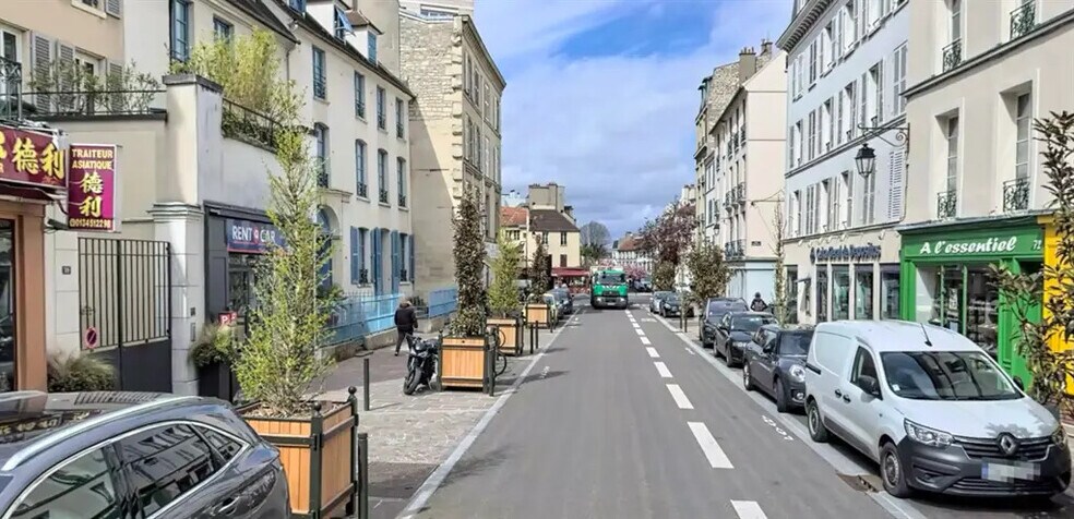 Local commercial dans Saint-Germain-en-Laye à louer - Photo de l’immeuble – Image 2 sur 5