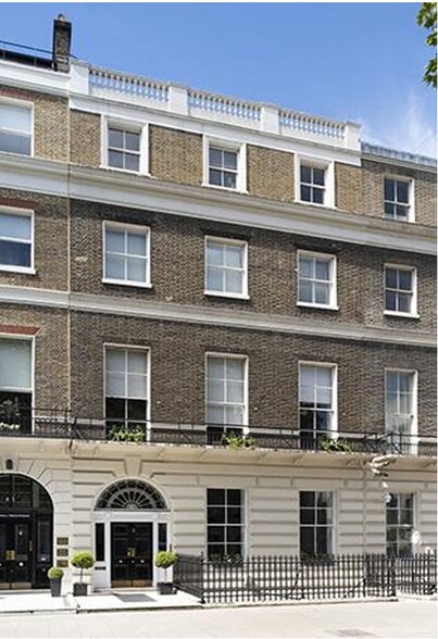 43 Portland Pl, Londres à louer - Photo principale – Image 1 sur 5