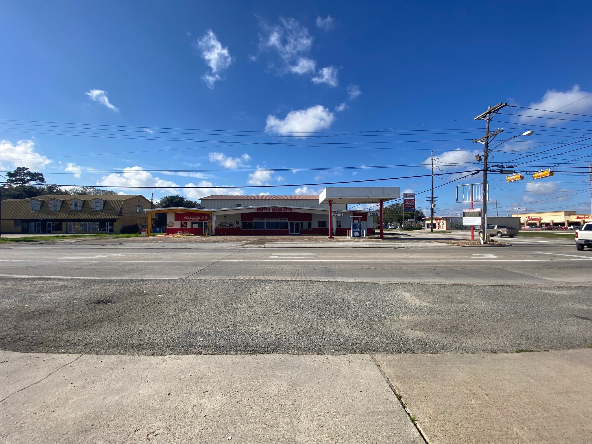 6050 39th St, Groves, TX à vendre Photo principale– Image 1 sur 29