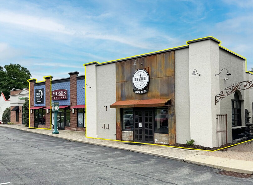 500 Northpointe Cir, Seven Fields, PA à louer - Photo de l’immeuble – Image 1 sur 3
