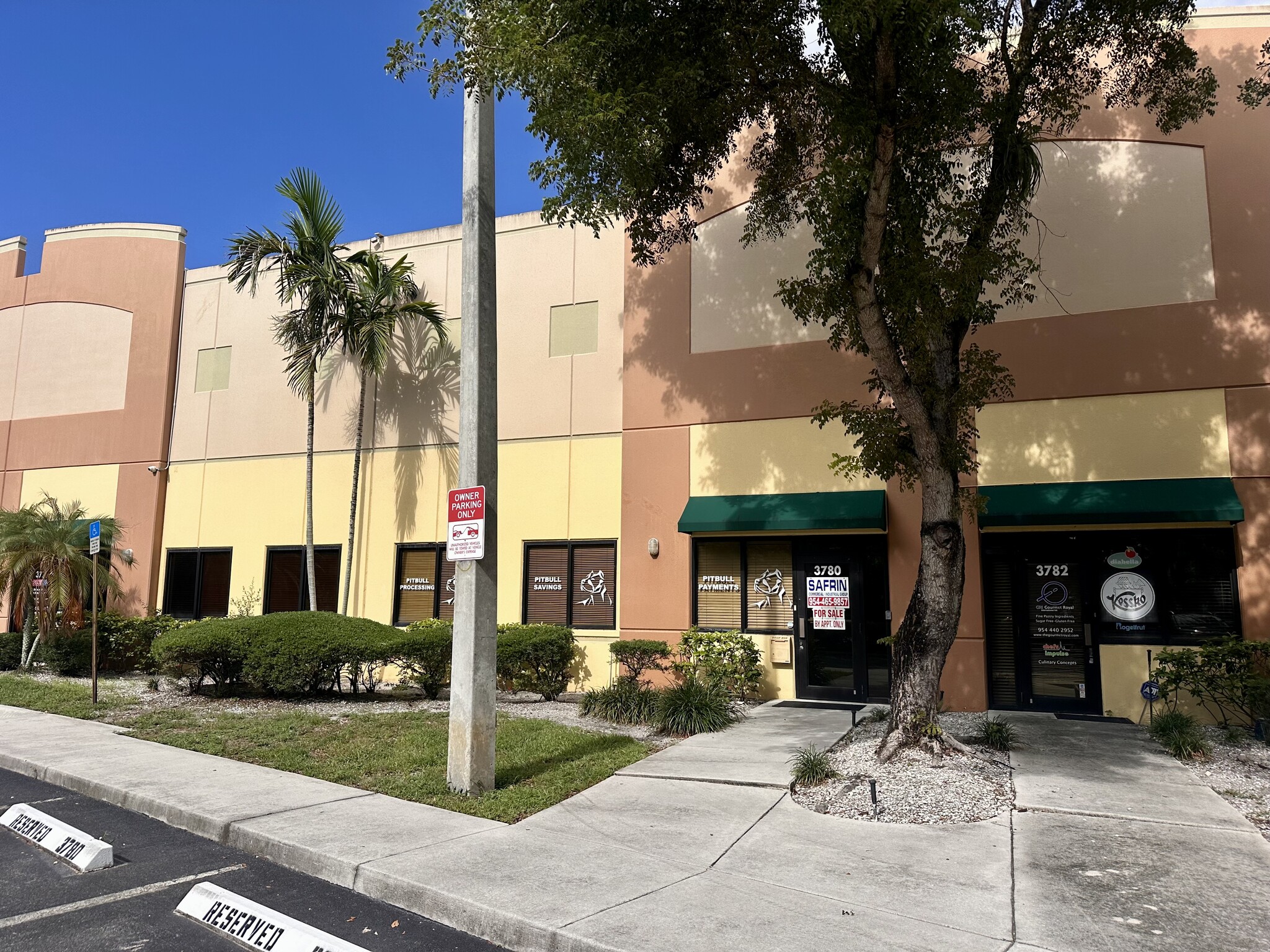 3764-3790 SW 30th Ave, Fort Lauderdale, FL à louer Photo intérieure– Image 1 sur 18