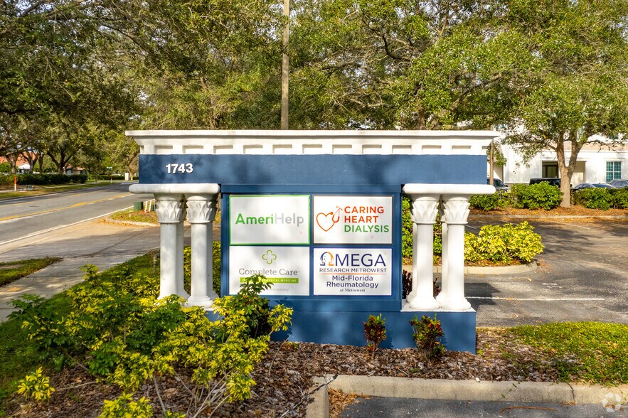 1743 Park Center Dr, Orlando, FL à vendre - Photo de l’immeuble – Image 3 sur 75