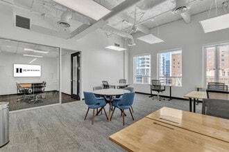 112 N Central Ave, Phoenix, AZ à louer Photo intérieure– Image 2 sur 4