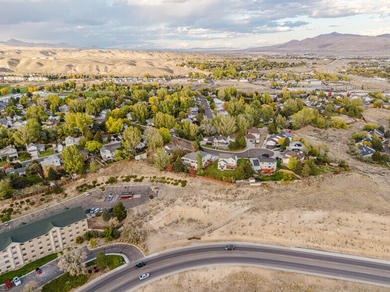 103 Spruce Rd, Elko, NV à vendre - Photo de l’immeuble – Image 2 sur 25