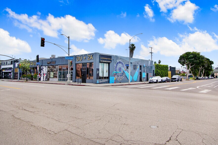 4318-4330 Melrose Ave, Los Angeles, CA à louer - Photo de l’immeuble – Image 2 sur 14