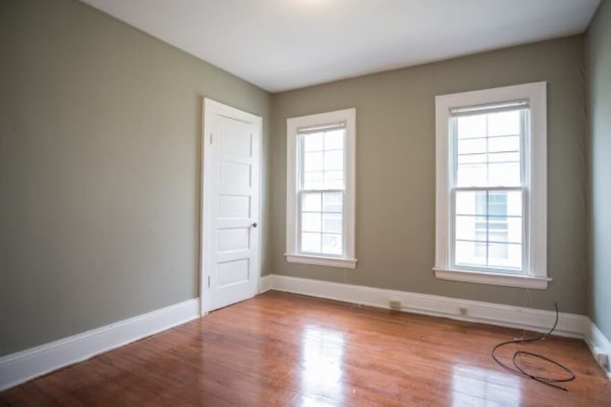 2215 James St, Syracuse, NY à vendre - Photo intérieure – Image 3 sur 7