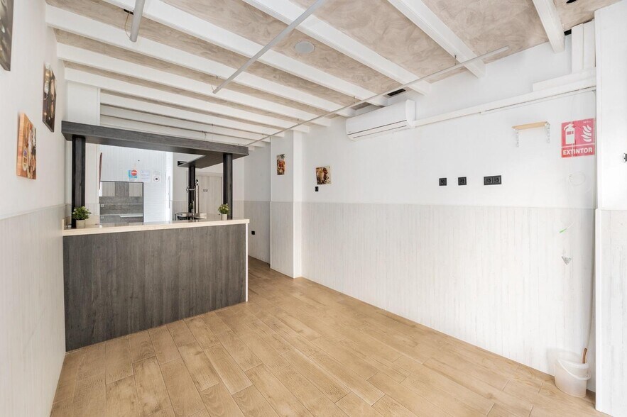 Local commercial dans Granada, Granada à vendre - Photo de l’immeuble – Image 1 sur 21
