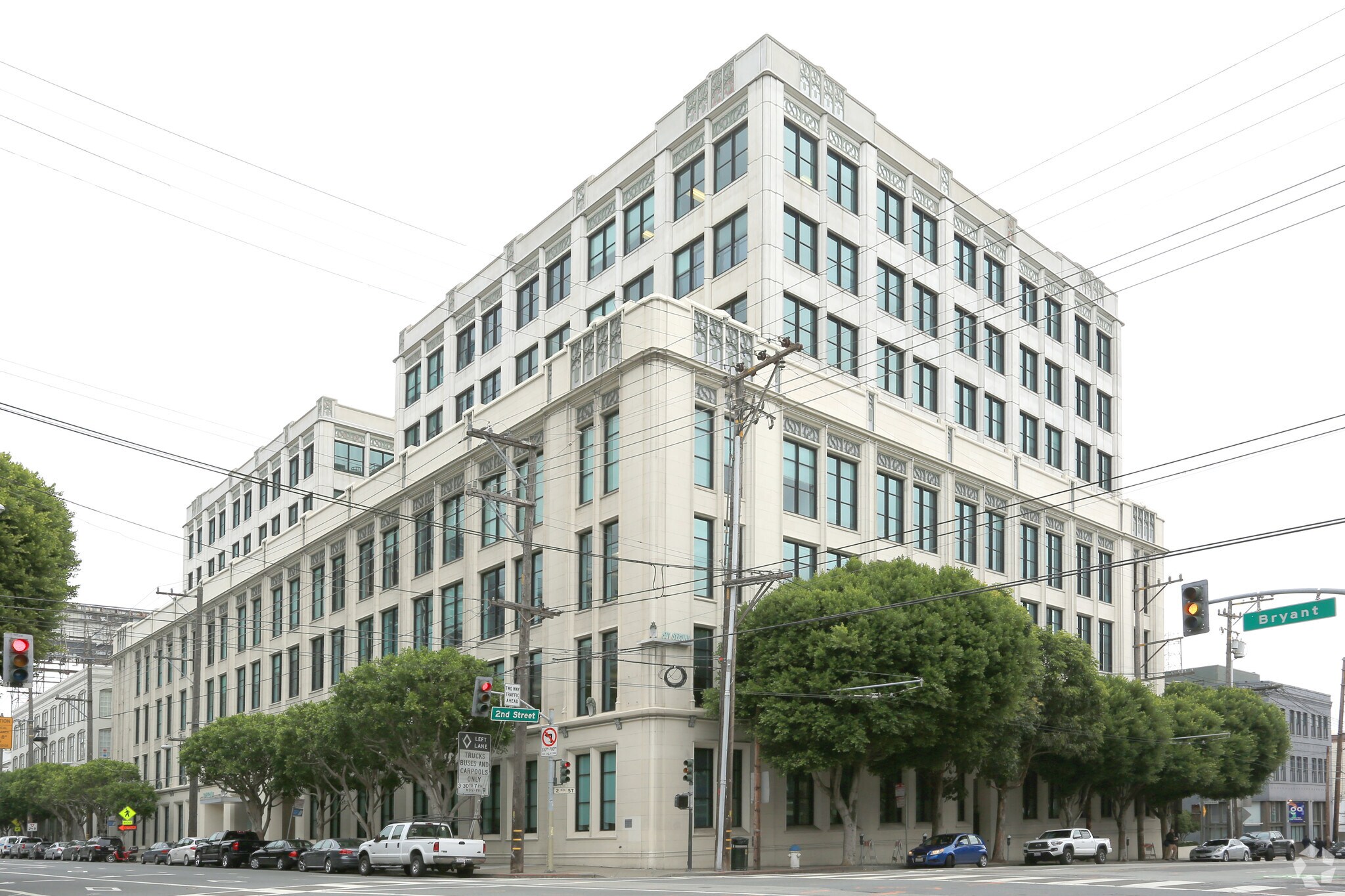 501 2nd St, San Francisco, CA à louer Photo de l’immeuble– Image 1 sur 7