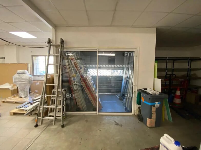 Local d’activités dans Marseille à louer - Photo intérieure – Image 2 sur 4