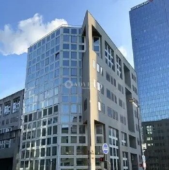 Bureau dans Lyon à louer - Photo de l’immeuble – Image 1 sur 7