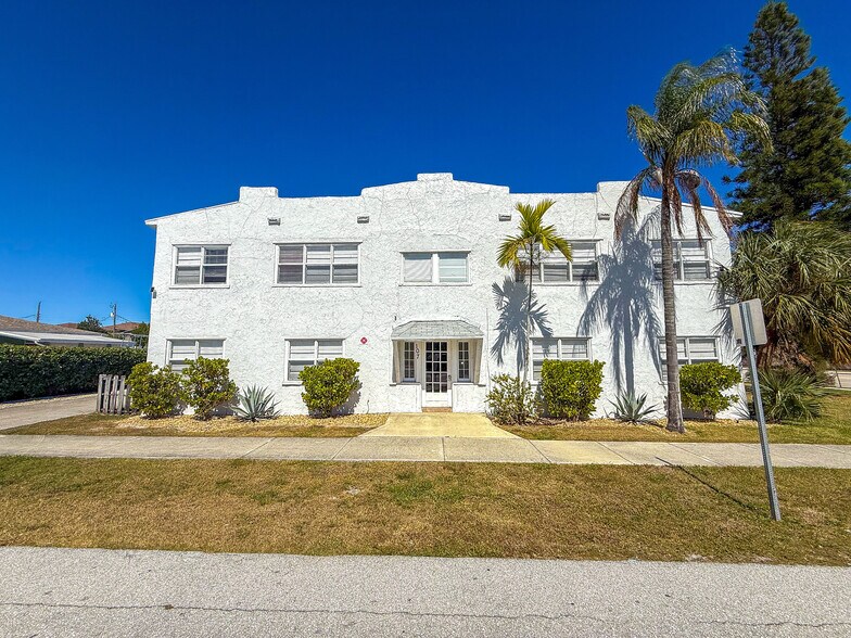 215 S Seacrest Blvd, Boynton Beach, FL à vendre - Photo de l’immeuble – Image 2 sur 20