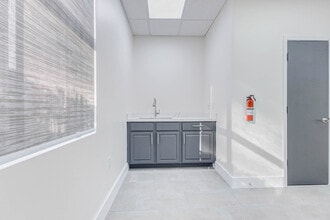 12837 Louetta Rd, Cypress, TX à louer Photo de l’immeuble– Image 2 sur 3