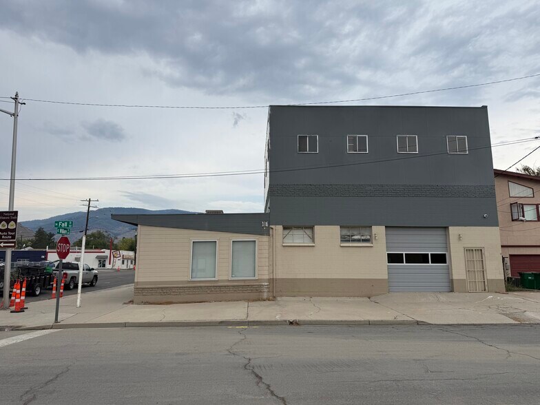 220 E William St, Carson City, NV à vendre - Photo de l’immeuble – Image 3 sur 15