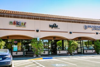 1900-1990 Village Center Cir, Las Vegas, NV à louer Photo intérieure– Image 2 sur 5