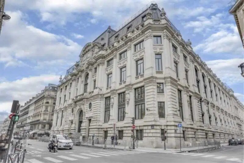 16-18 Rue Du Quatre Septembre, Paris à louer - Photo de l’immeuble – Image 1 sur 7